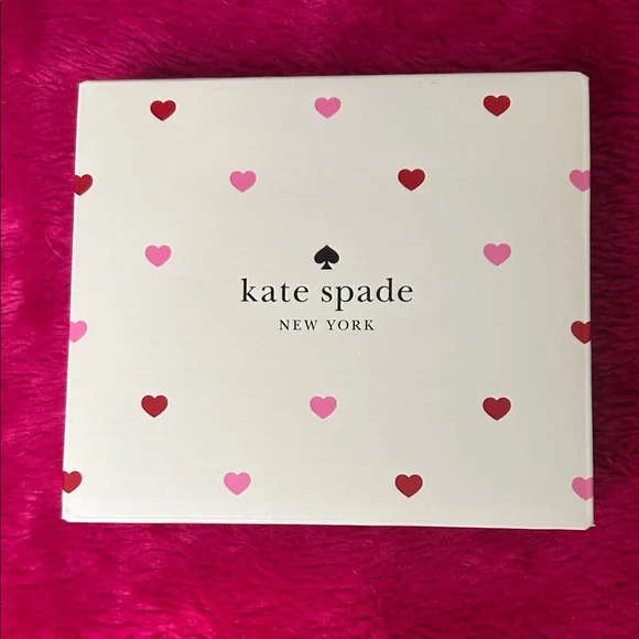 Kate Spade heart shaped trinket holders set of 2 - Picture 2 of 9